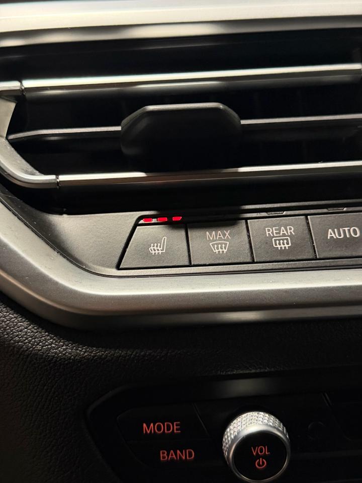 2022 BMW 3 Series 330i xDrive Photo