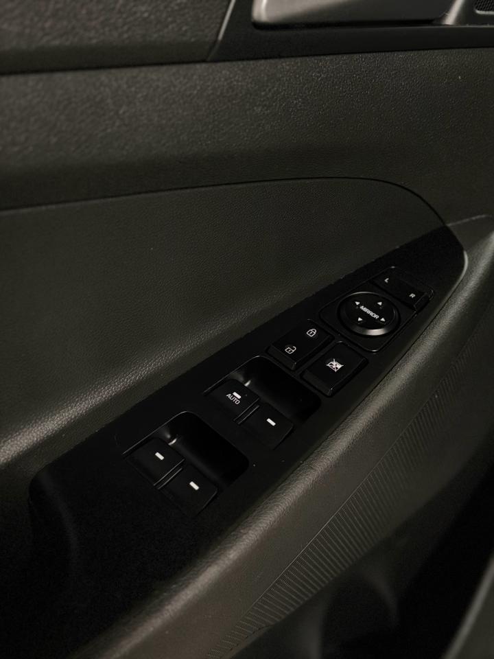 2017 Hyundai Tucson AWD 4DR 1.6L SE - Photo #9