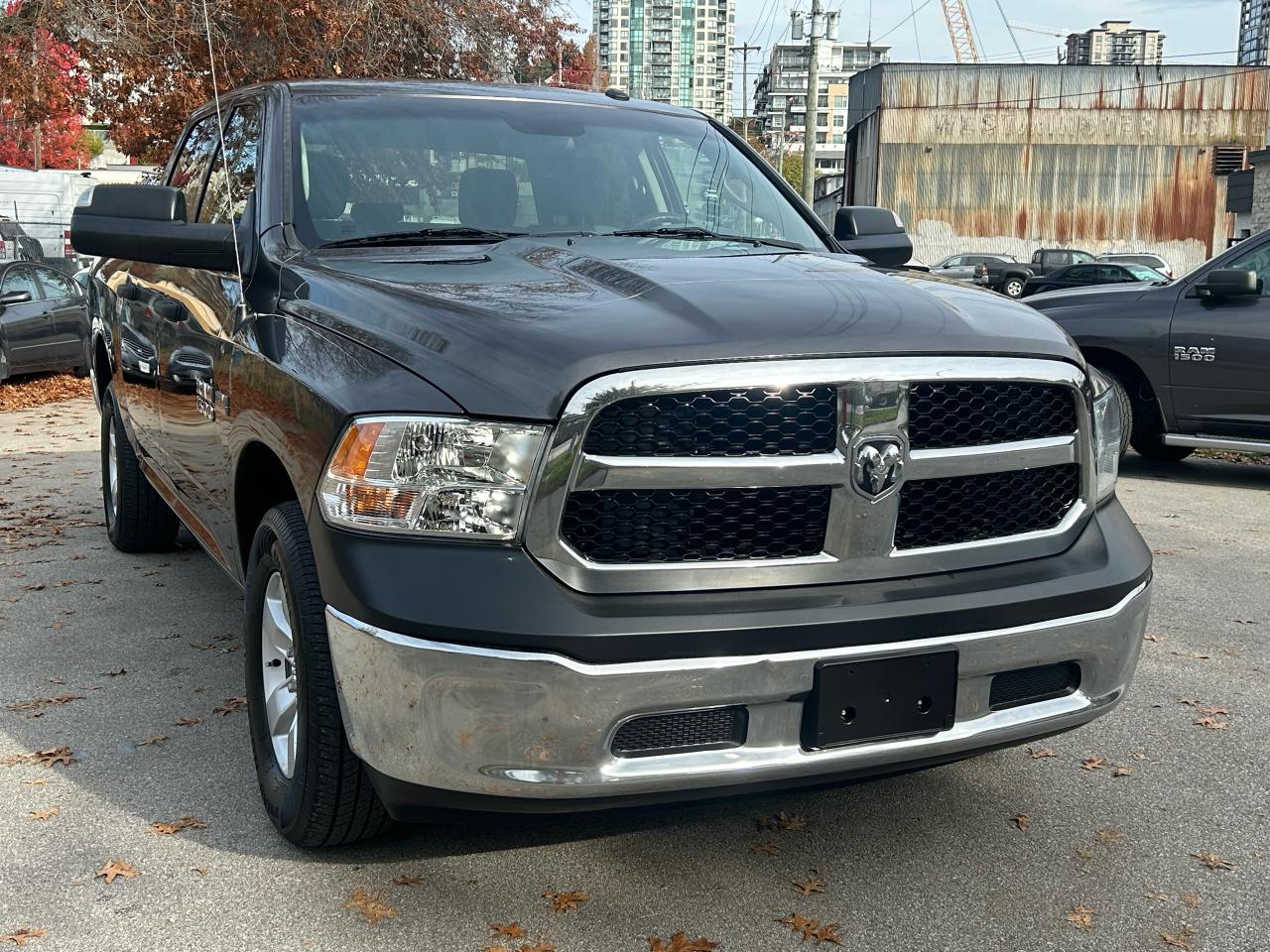 2017 RAM 1500 ST - Photo #4