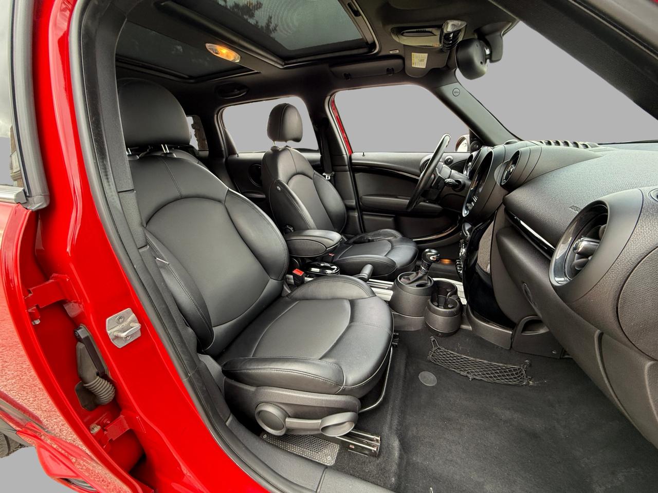 2015 MINI Cooper Countryman ALL4 4dr S John Cooper Works Package Photo