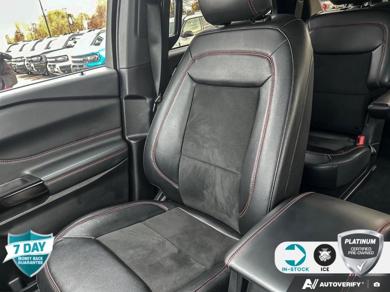 2023 Ford Explorer ST-Line 7 PASSANGER AWD SUNROOF LOW KMS CERTIFIED Photo