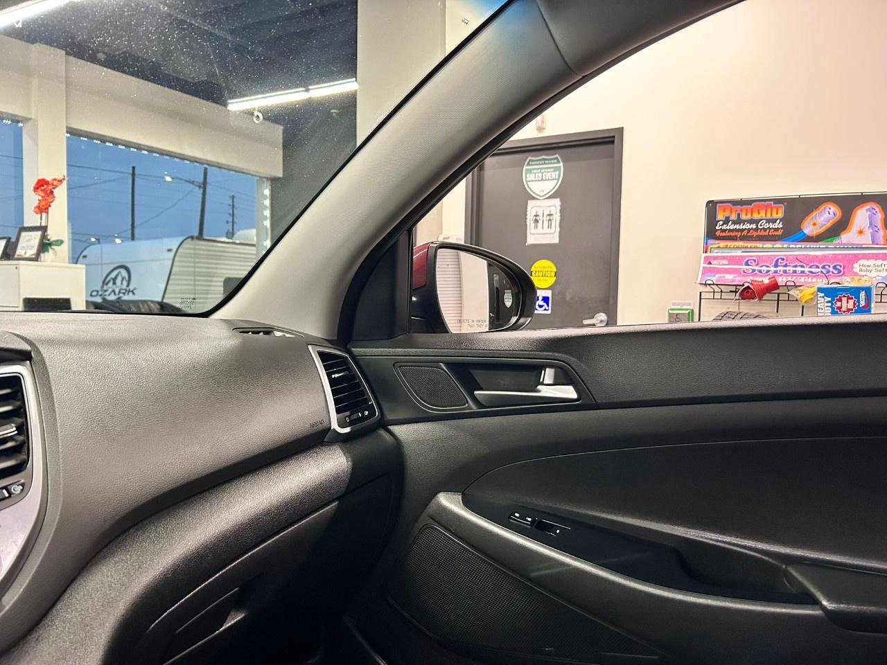 2017 Hyundai Tucson SE Photo