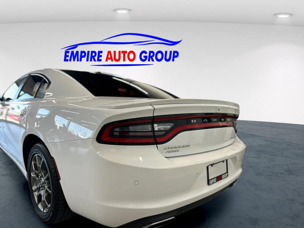 2017 Dodge Charger SXT Photo