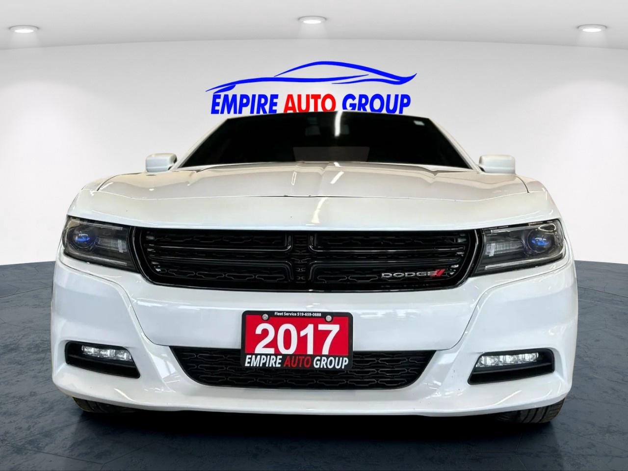 2017 Dodge Charger SXT Photo