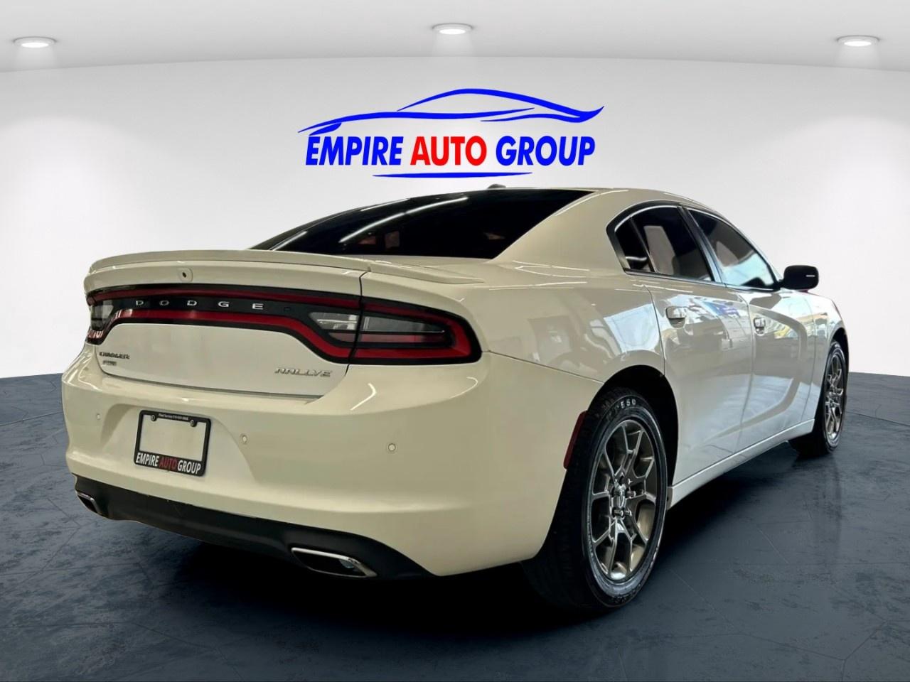 2017 Dodge Charger SXT Photo