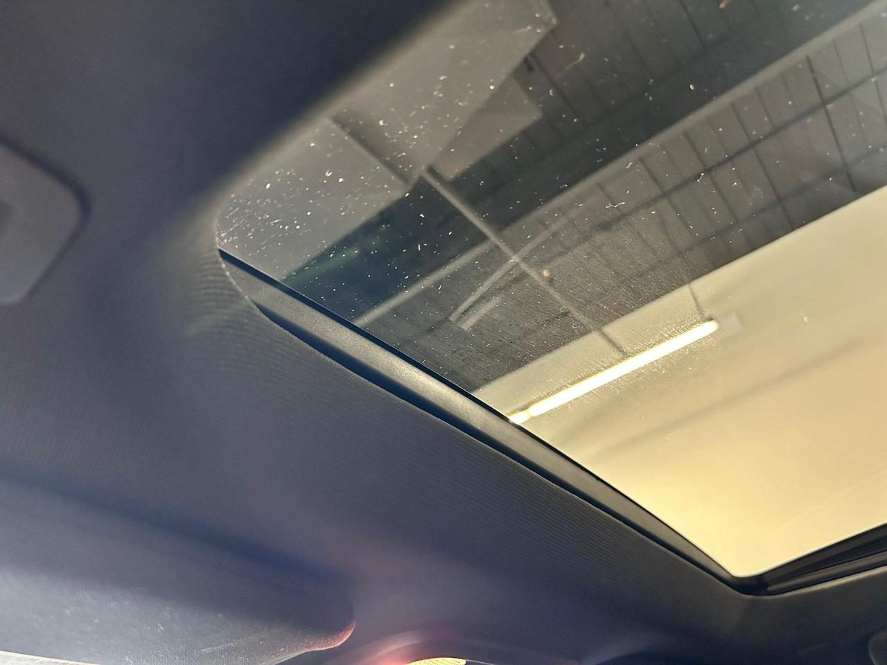 2017 Dodge Charger SXT Photo