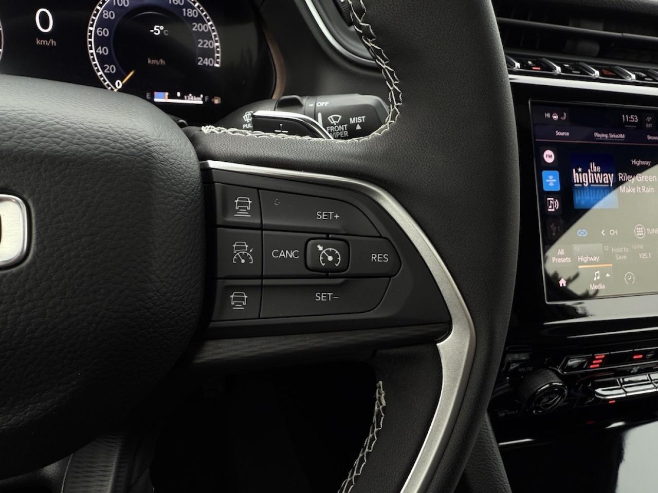 2025 Jeep Grand Cherokee ALTITUDE 4X4 Photo