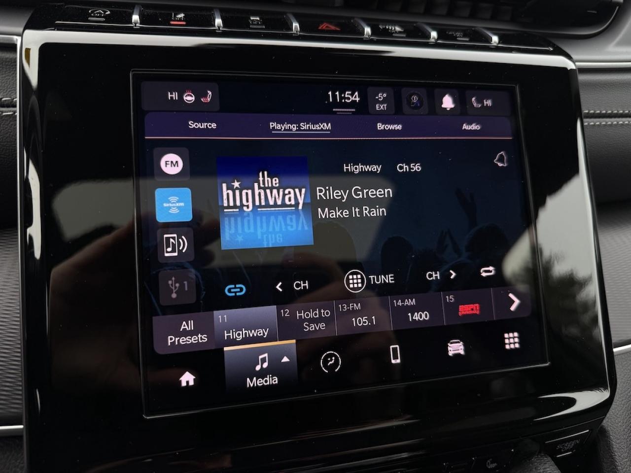 2025 Jeep Grand Cherokee ALTITUDE 4X4 Photo