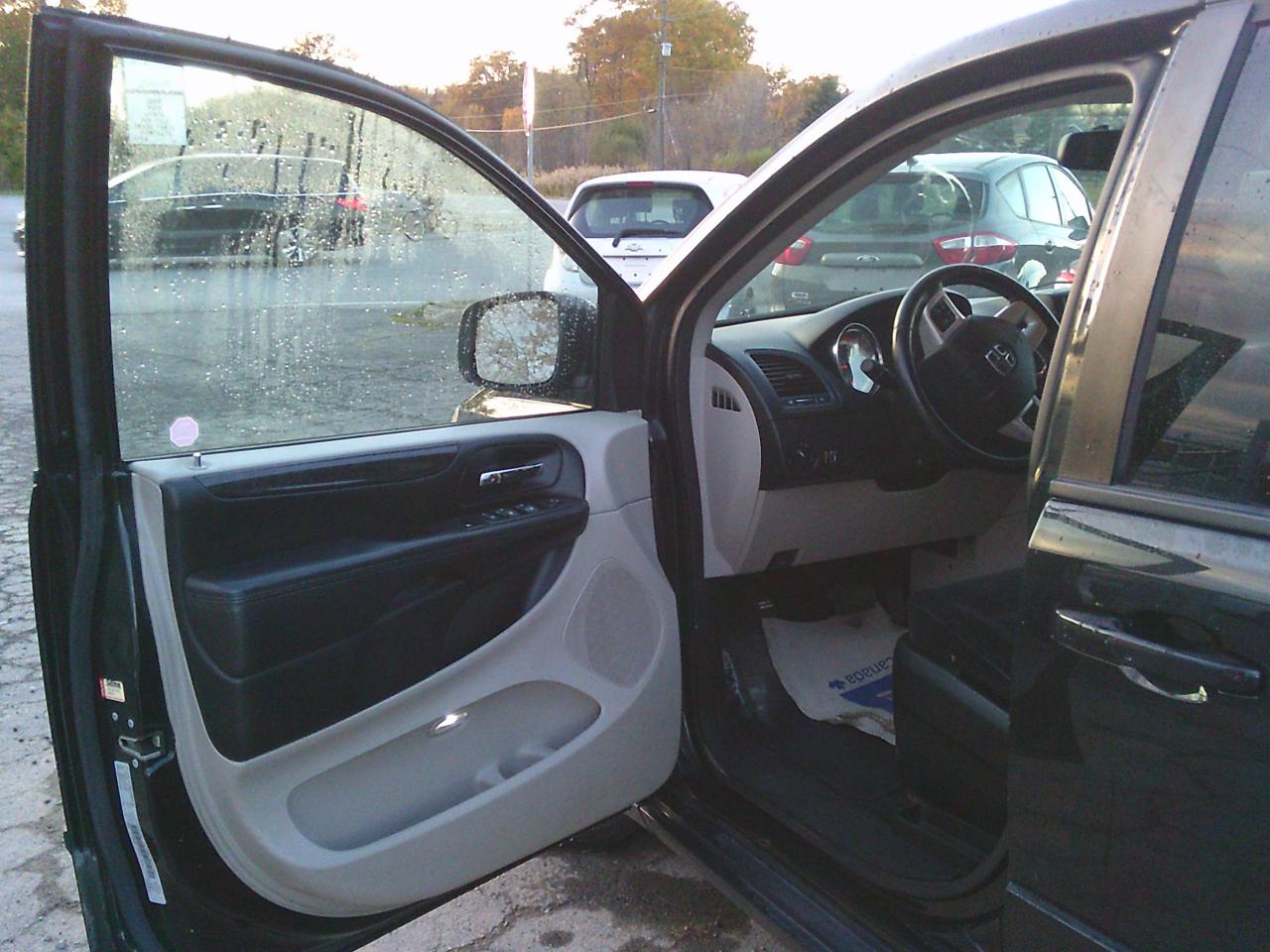 2016 Dodge Grand Caravan 4dr Wgn SXT TOW PKG - Photo #12