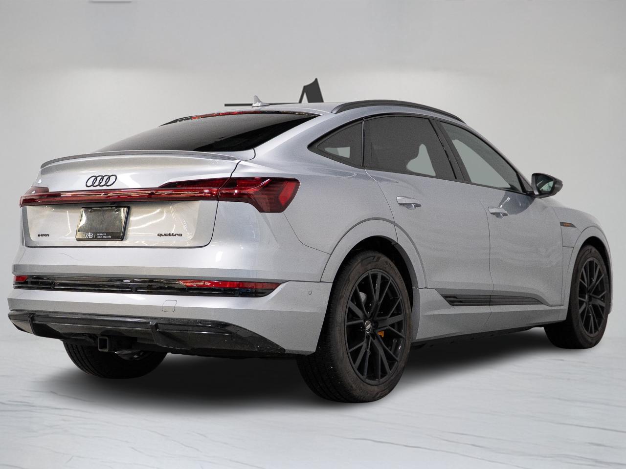 2022 Audi E-Tron Sportback TECHNIK | S-LINE | BLACK OPTICS | 21 IN Photo3