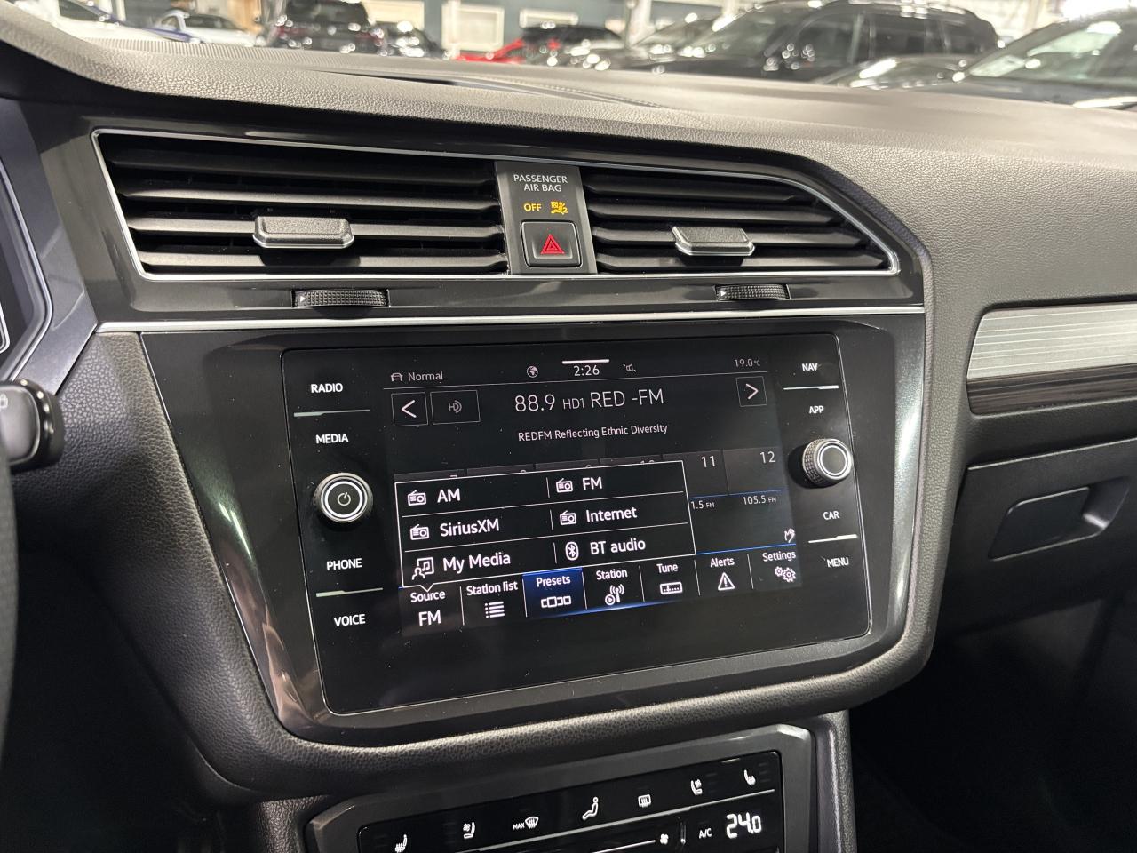 2022 Volkswagen Tiguan R-LINE|4MOTION|NAV|FENDERAUDIO|PANOROOF|LEATHER|++ - Photo #24