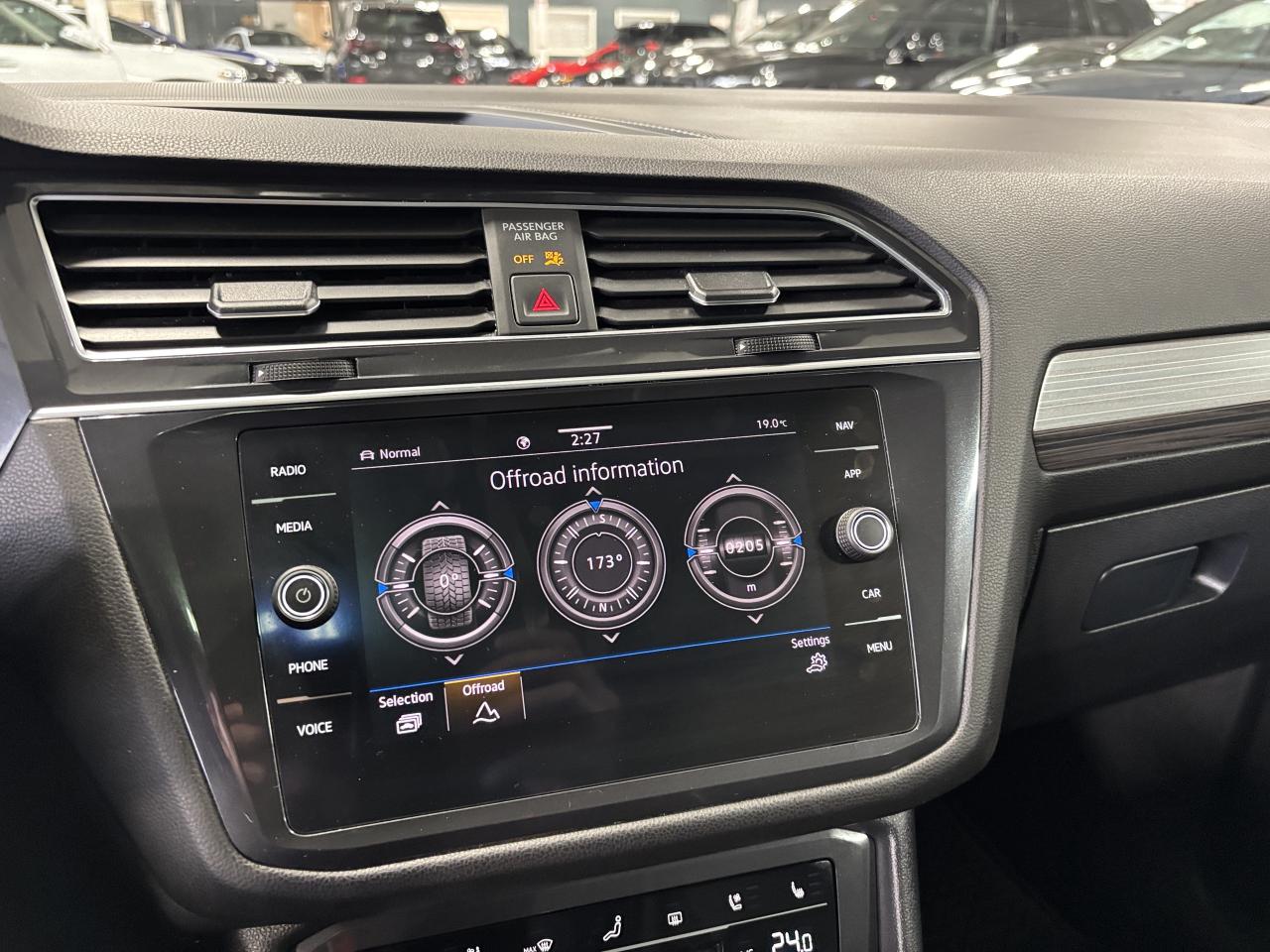 2022 Volkswagen Tiguan R-LINE|4MOTION|NAV|FENDERAUDIO|PANOROOF|LEATHER|++ - Photo #30