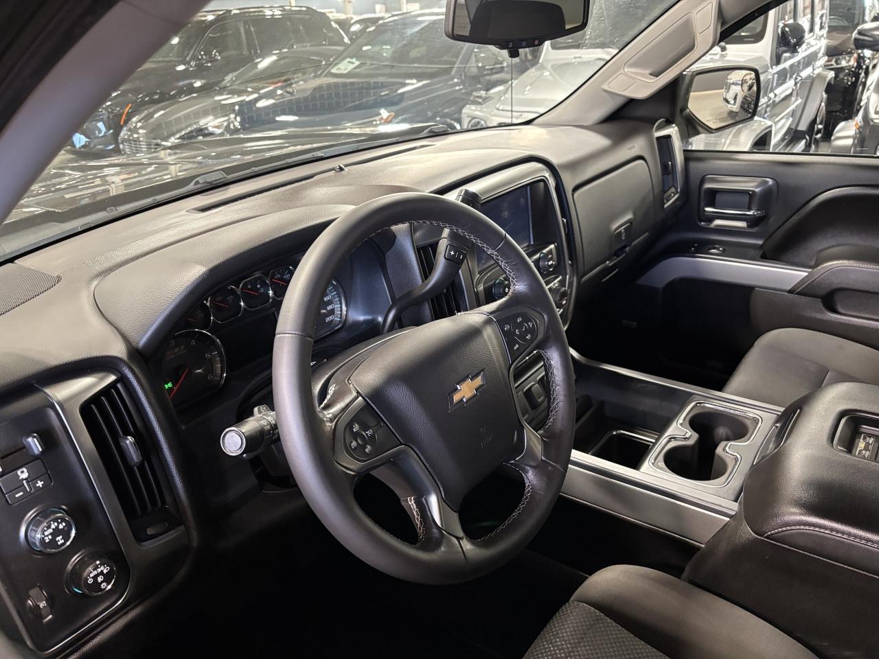 2016 Chevrolet Silverado 1500 1LT|Z71OFFROAD4X4|CREW|V8|BACKCAM|BOSEAUDIO|COVER Photo