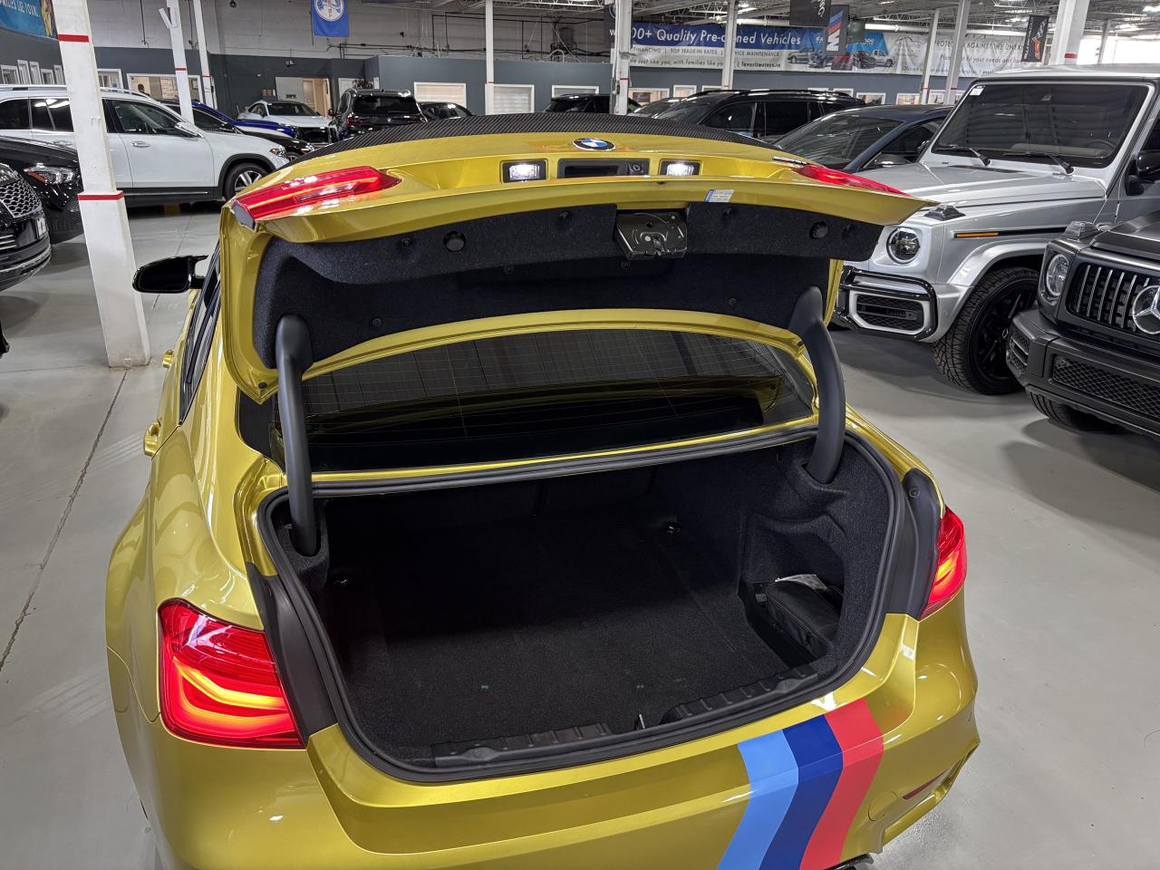 2018 BMW M3 Sedan|RWD|AUSTINYELLOWMETALLIC|NAV|CARBON|HKAUDIO| - Photo #16