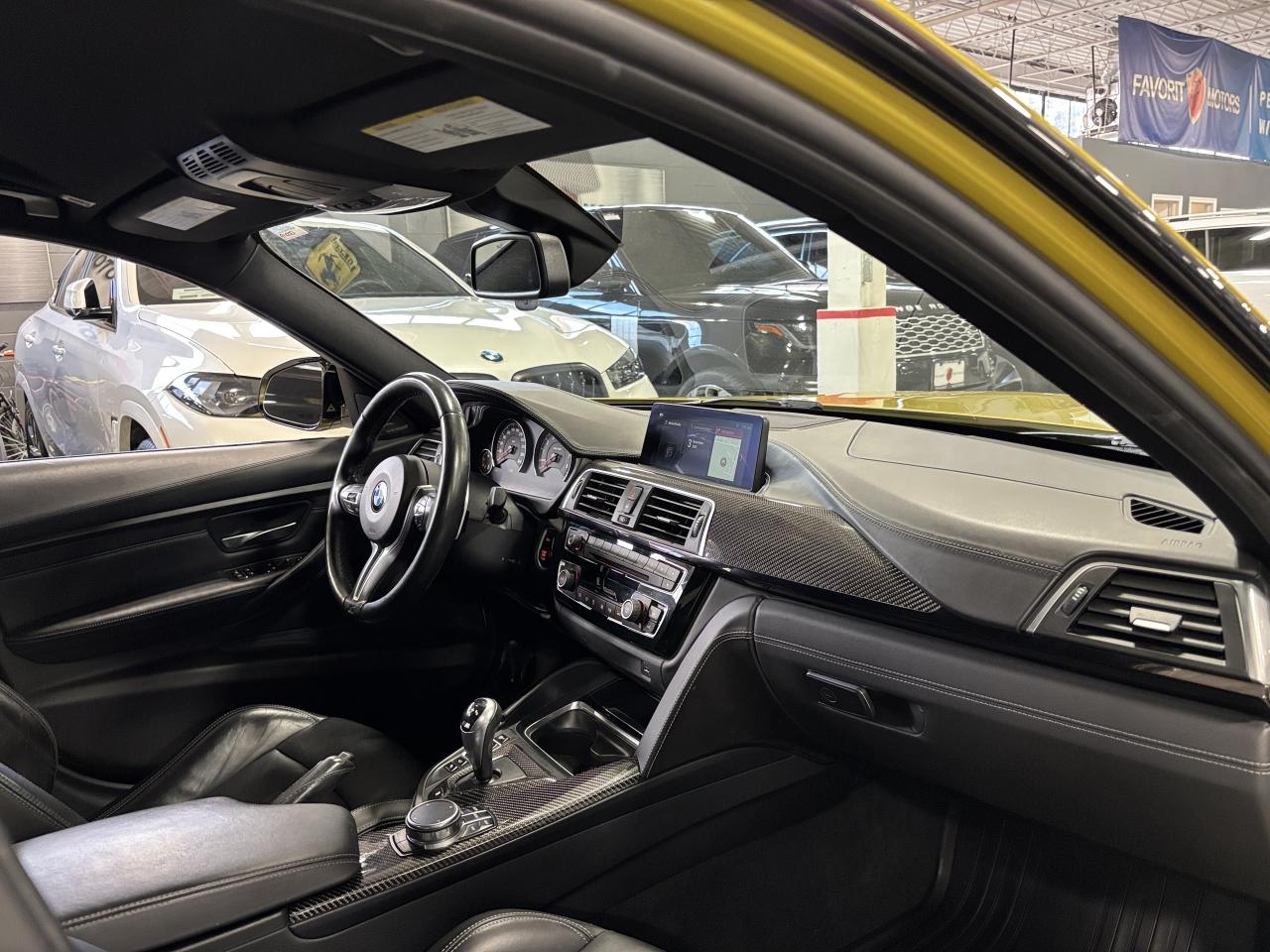 2018 BMW M3 Sedan|RWD|AUSTINYELLOWMETALLIC|NAV|CARBON|HKAUDIO| - Photo #23
