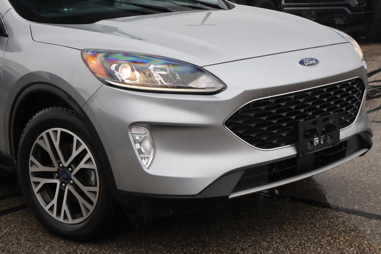 2022 Ford Escape SEL Hybrid | Heated Seats | Photo2