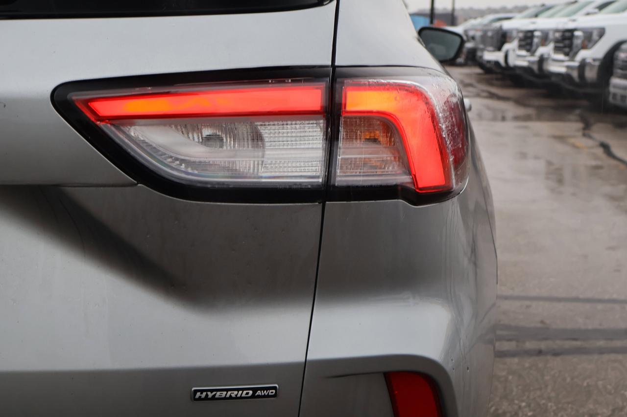 2022 Ford Escape SEL Hybrid | Heated Seats | Photo