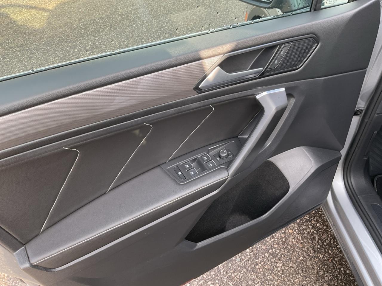 2023 Volkswagen Tiguan 2.0L Certified! Ready for Your Driveway! Photo