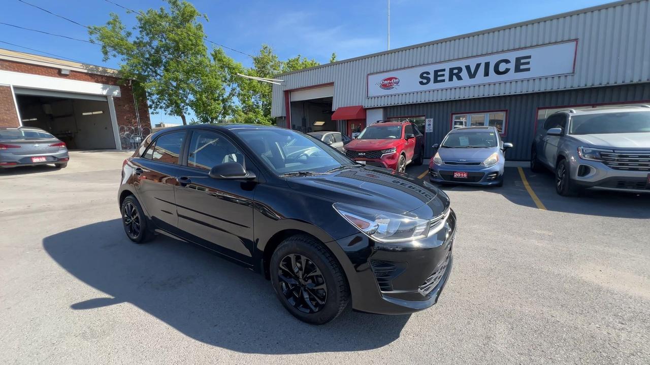 2023 Kia Rio5 AUTOMATIC | HTD SEATS |WIRELESS CARPLAY | REAR CAM Photo
