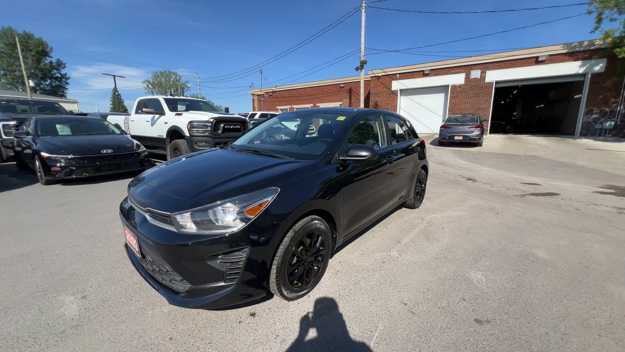 2023 Kia Rio5 AUTOMATIC | HTD SEATS |WIRELESS CARPLAY | REAR CAM Photo
