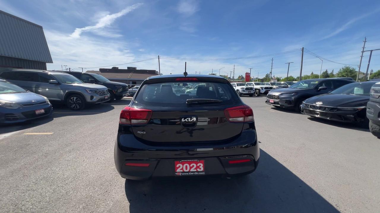 2023 Kia Rio5 AUTOMATIC | HTD SEATS |WIRELESS CARPLAY | REAR CAM Photo