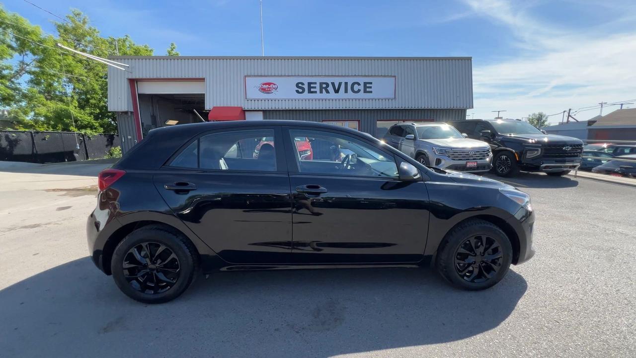 2023 Kia Rio5 AUTOMATIC | HTD SEATS |WIRELESS CARPLAY | REAR CAM Photo