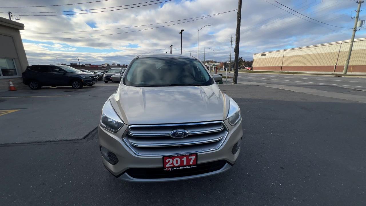 2017 Ford Escape SE AWD | LOW KMS!! | HTD SEATS | REAR CAM | ALLOYS Photo