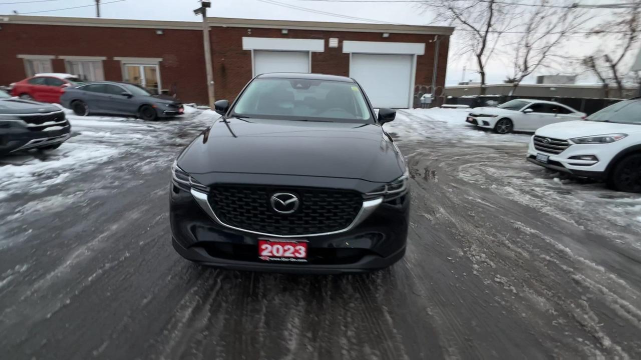 2023 Mazda CX-5 AWD | HTD SEATS | CARPLAY | 17IN ALLOYS| BLUETOOTH Photo
