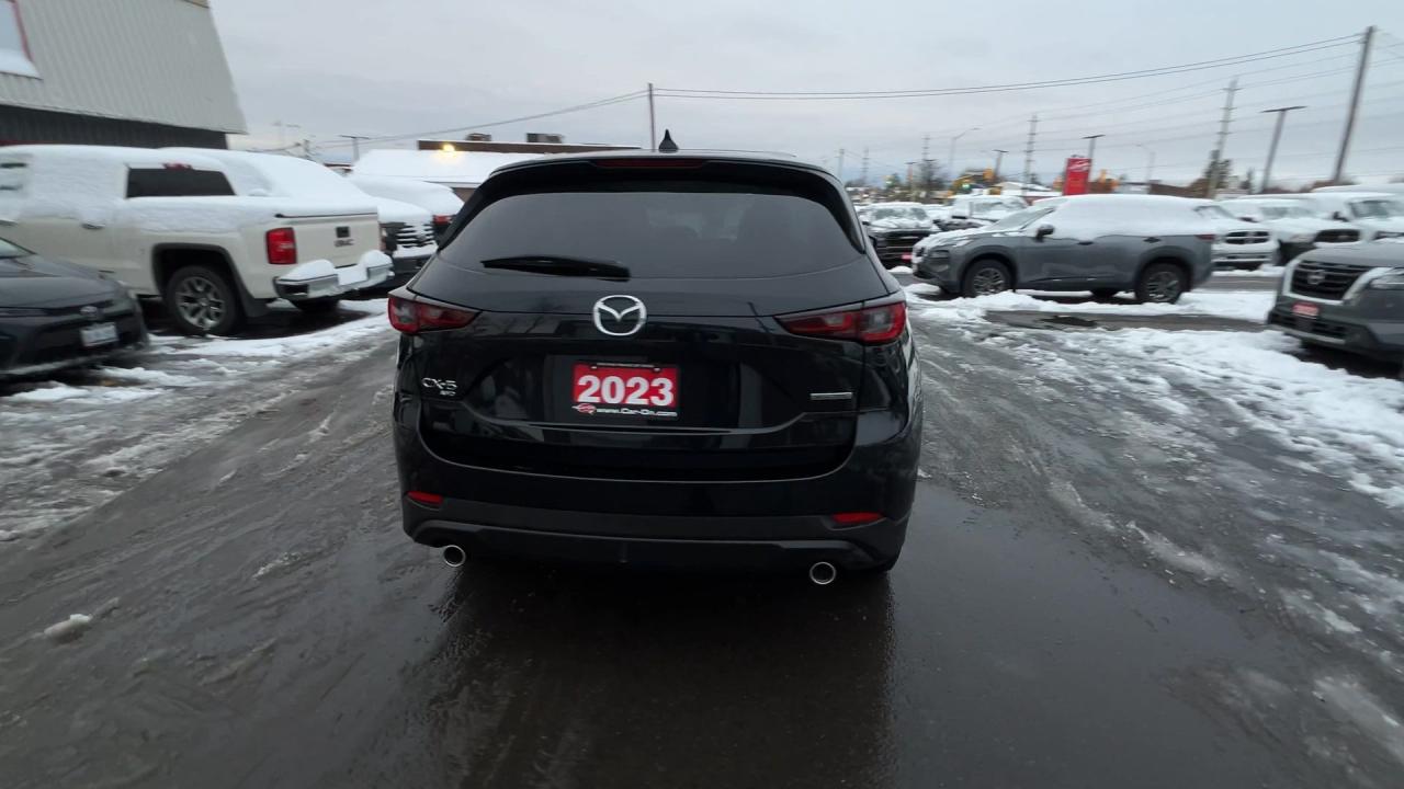 2023 Mazda CX-5 AWD | HTD SEATS | CARPLAY | 17IN ALLOYS| BLUETOOTH Photo