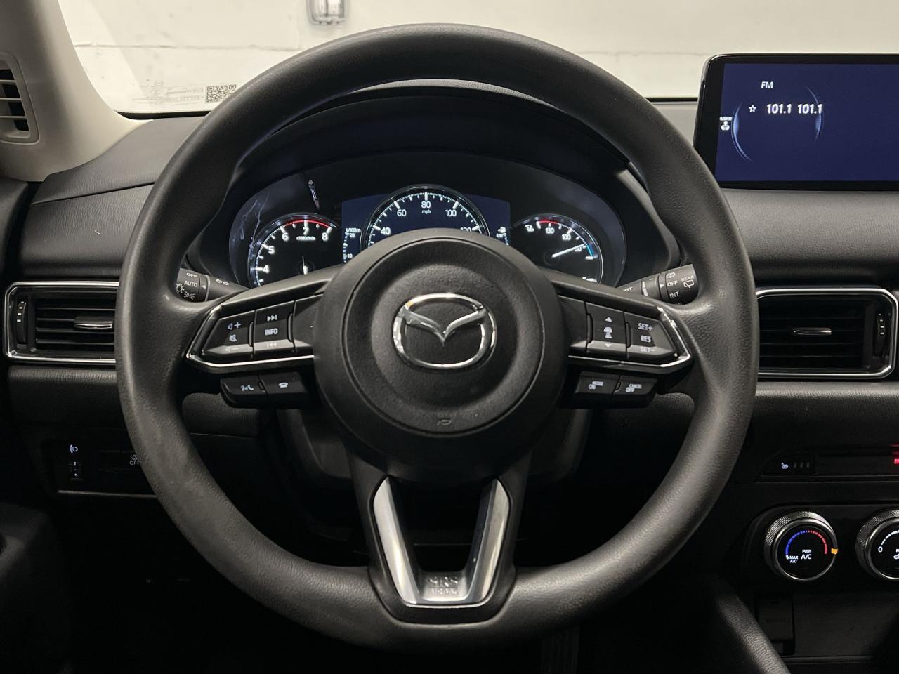 2023 Mazda CX-5 AWD | HTD SEATS | CARPLAY | 17IN ALLOYS| BLUETOOTH Photo