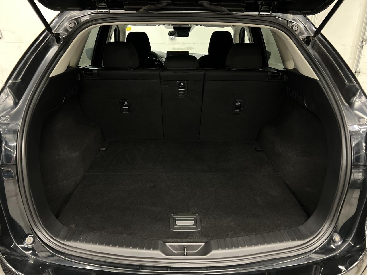 2023 Mazda CX-5 AWD | HTD SEATS | CARPLAY | 17IN ALLOYS| BLUETOOTH Photo