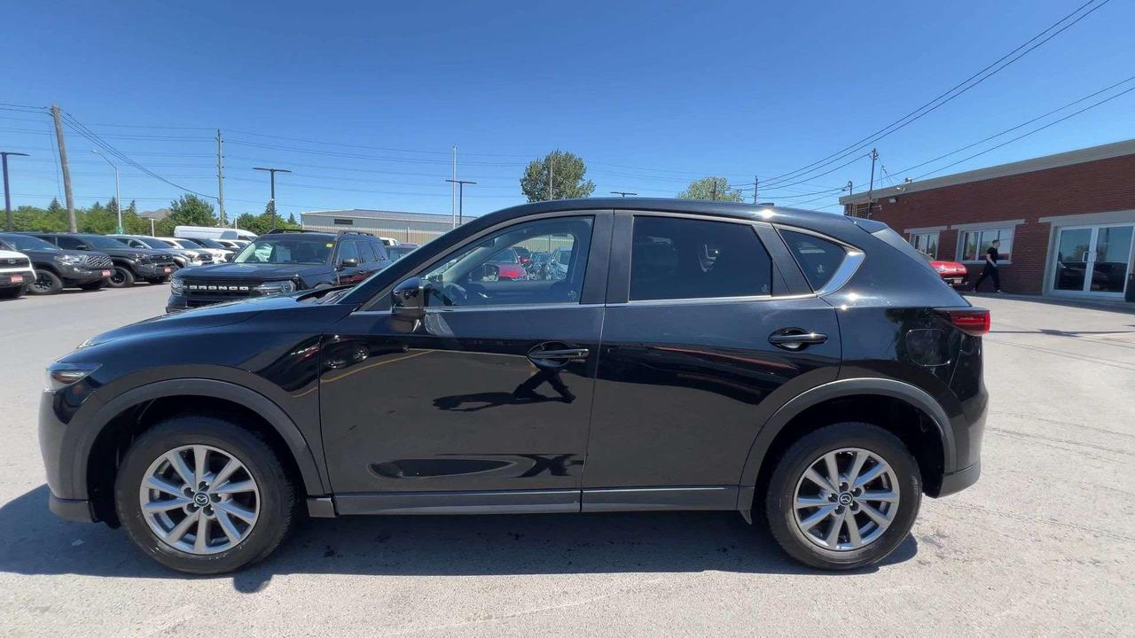 2023 Mazda CX-5 AWD | HTD SEATS | CARPLAY | 17IN ALLOYS| BLUETOOTH Photo