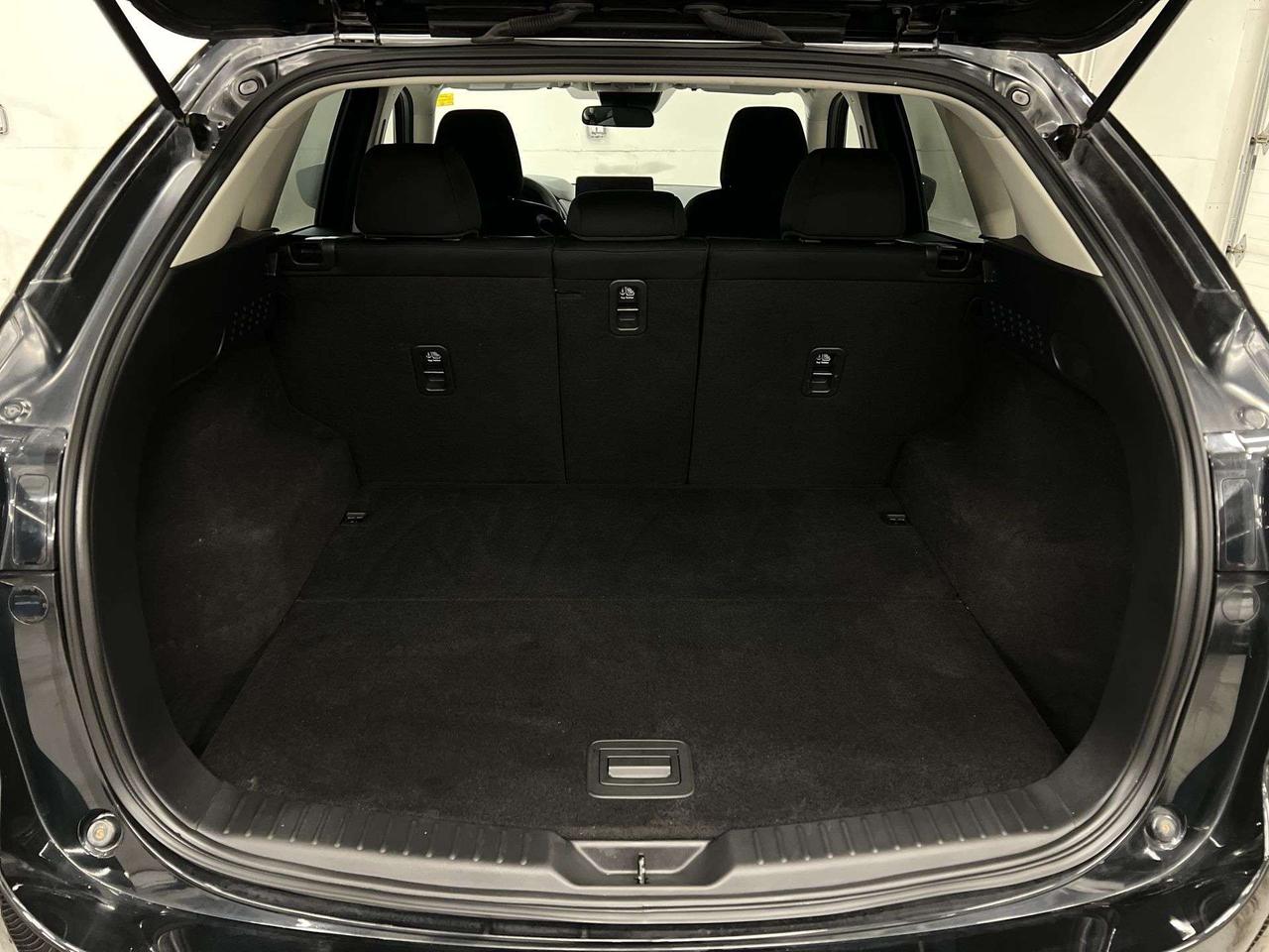 2023 Mazda CX-5 AWD | HTD SEATS | CARPLAY | 17IN ALLOYS| BLUETOOTH Photo