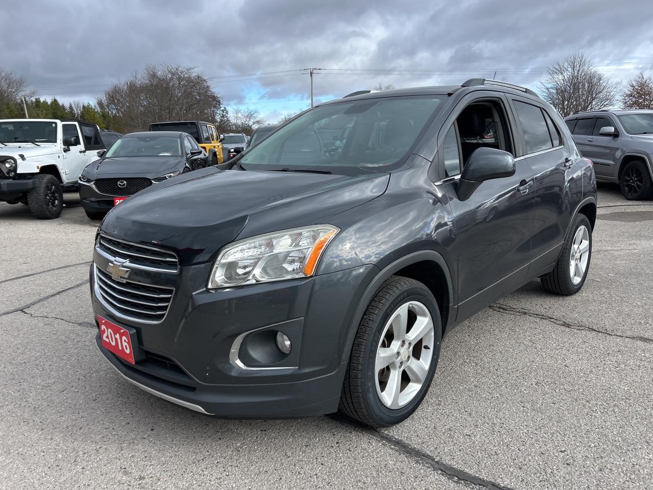 2016 Chevrolet Trax LTZ, CLEAN CARFAX, REMOTE START, SUNROOF! - Photo #2