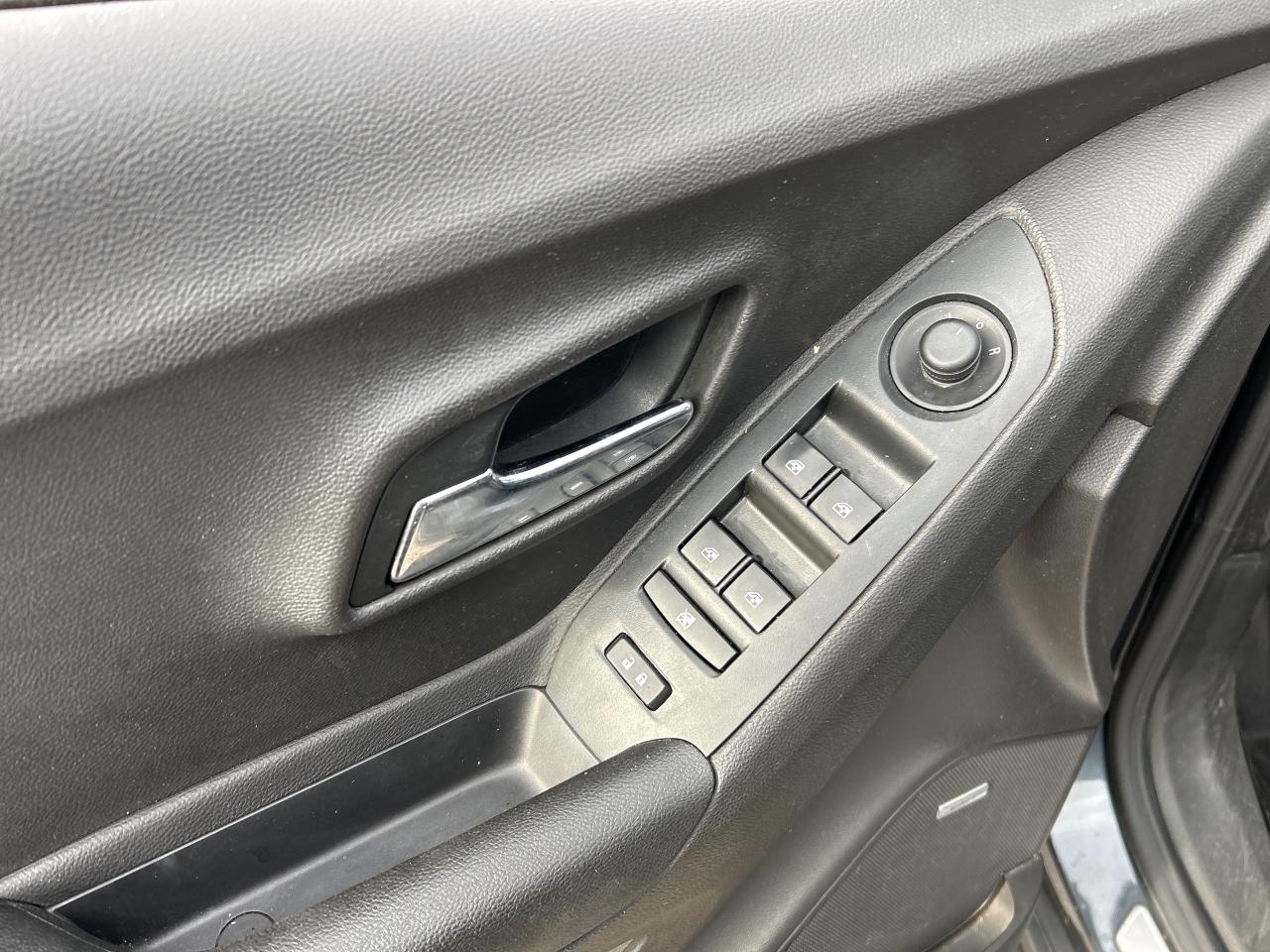 2016 Chevrolet Trax LTZ, CLEAN CARFAX, REMOTE START, SUNROOF! - Photo #16