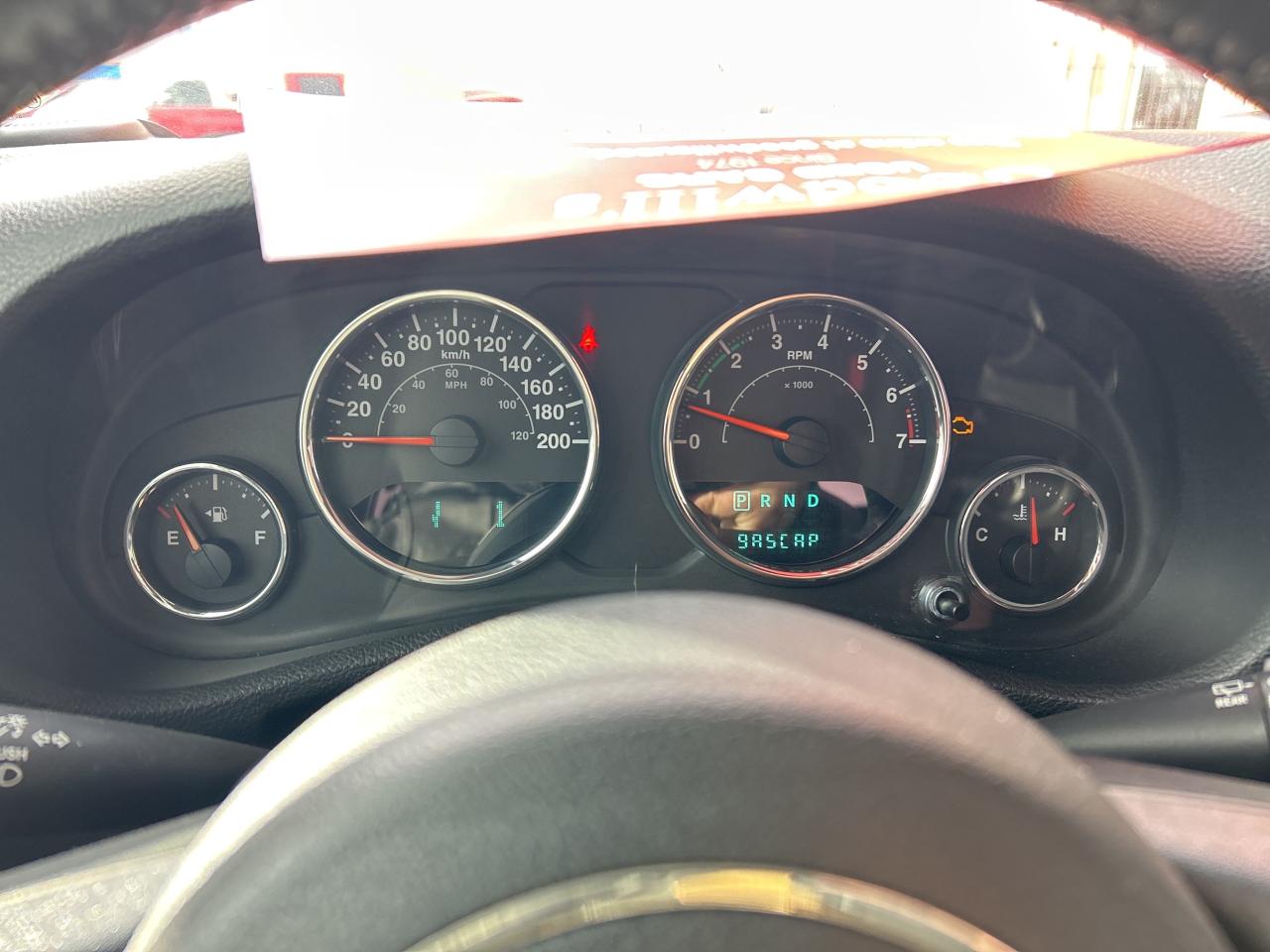 2015 Jeep Wrangler SAHARA, AUTOMATIC, SOFT TOP, REMOTE START, NAV! - Photo #17