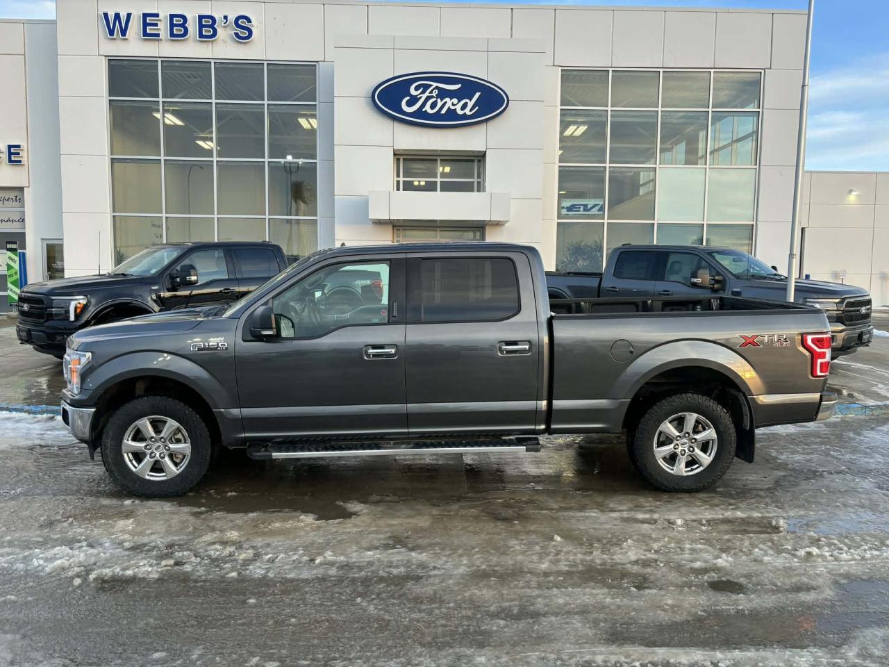 2018 Ford F-150 XLT 4WD SuperCrew 6.5' Box Photo2