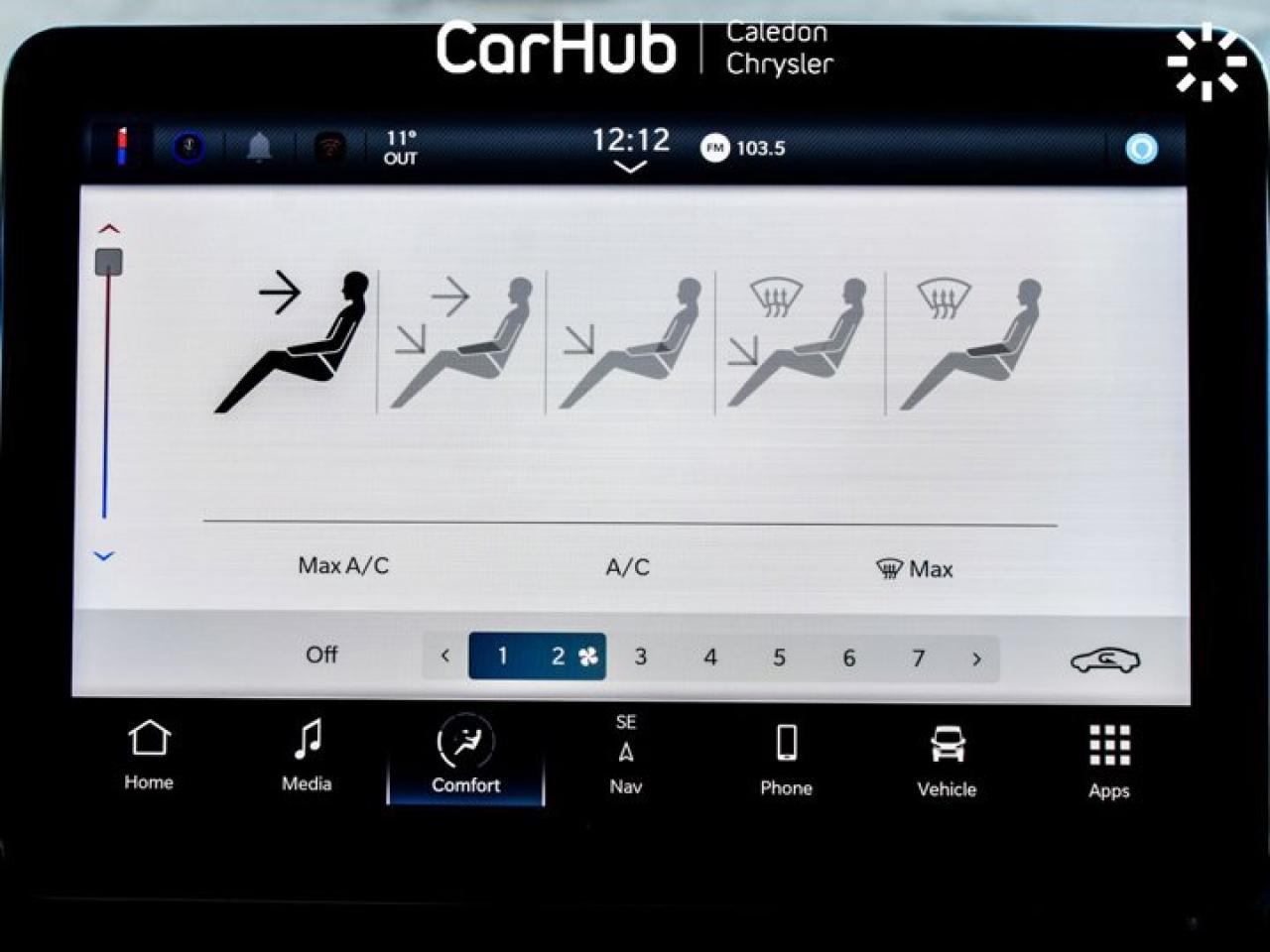 2025 RAM Cargo Van ProMaster SLT 3500 High Roof 159" WB Only 54 Km 3 Seater 10.1"Display Navi Blind Spot Photo