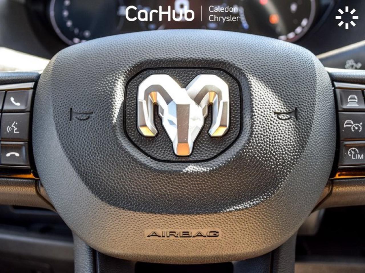 2025 RAM Cargo Van ProMaster SLT 3500 High Roof 159" WB Only 54 Km 3 Seater 10.1"Display Navi Blind Spot Photo