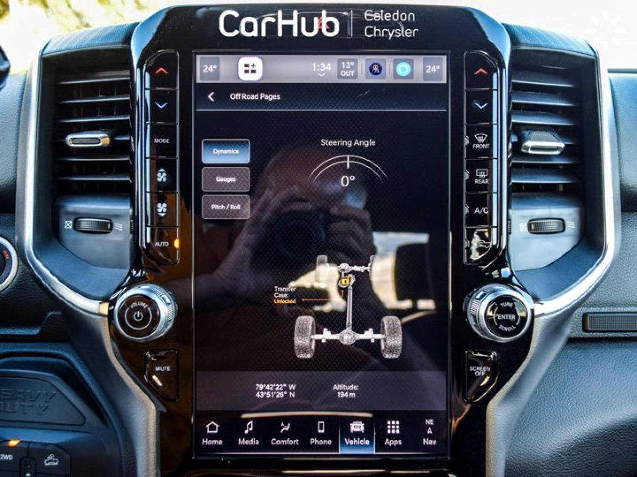 2025 RAM 2500 Big Horn 4x4 Crew Cab 6'4" Box Level 2 Equipment 12.1"Display Remote Start Photo