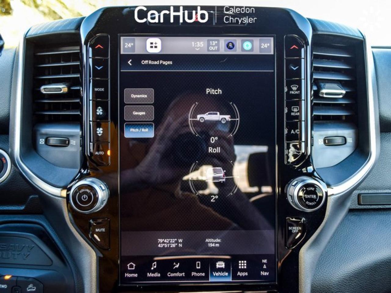 2025 RAM 2500 Big Horn 4x4 Crew Cab 6'4" Box Level 2 Equipment 12.1"Display Remote Start Photo