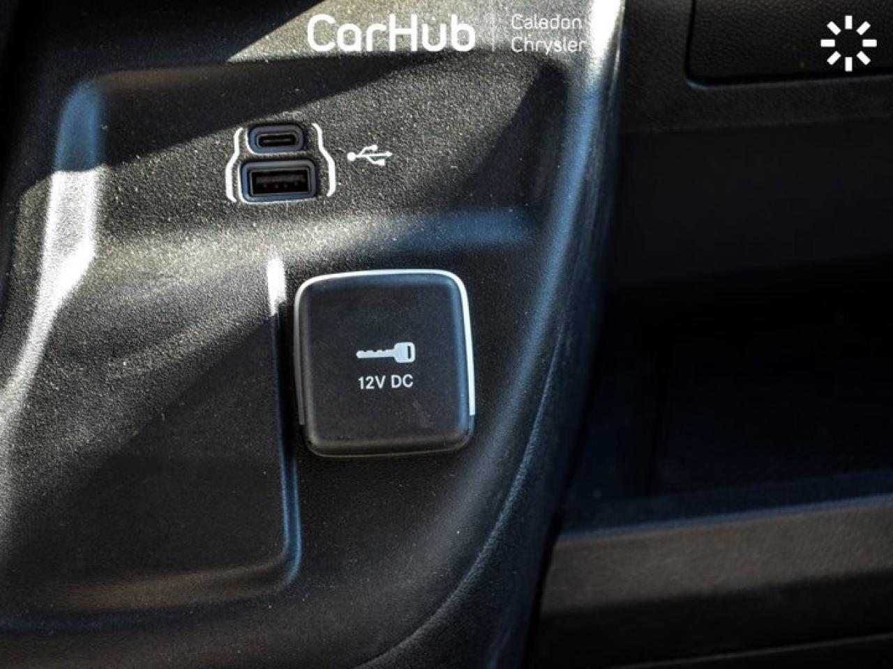 2025 RAM Cargo Van ProMaster SLT 3500 High Roof 159" WB Only 46Km 3 Seater Blind Spot Lane assist Photo