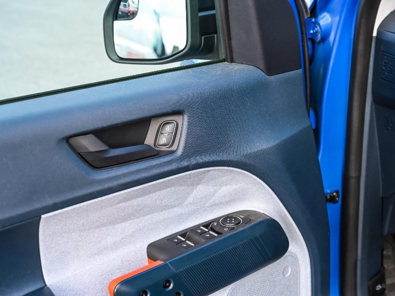 2022 Ford Maverick XLT Photo