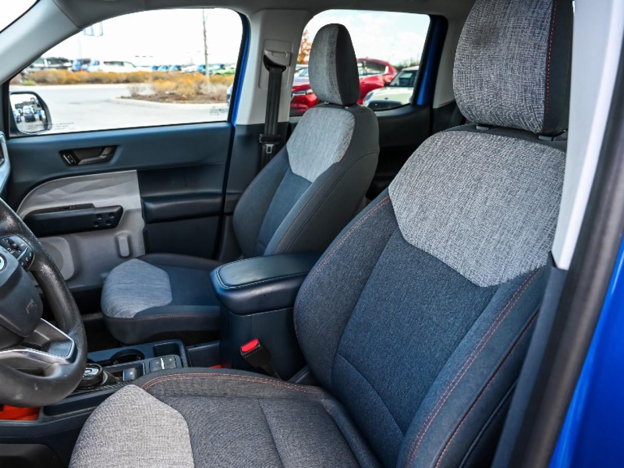 2022 Ford Maverick XLT Photo