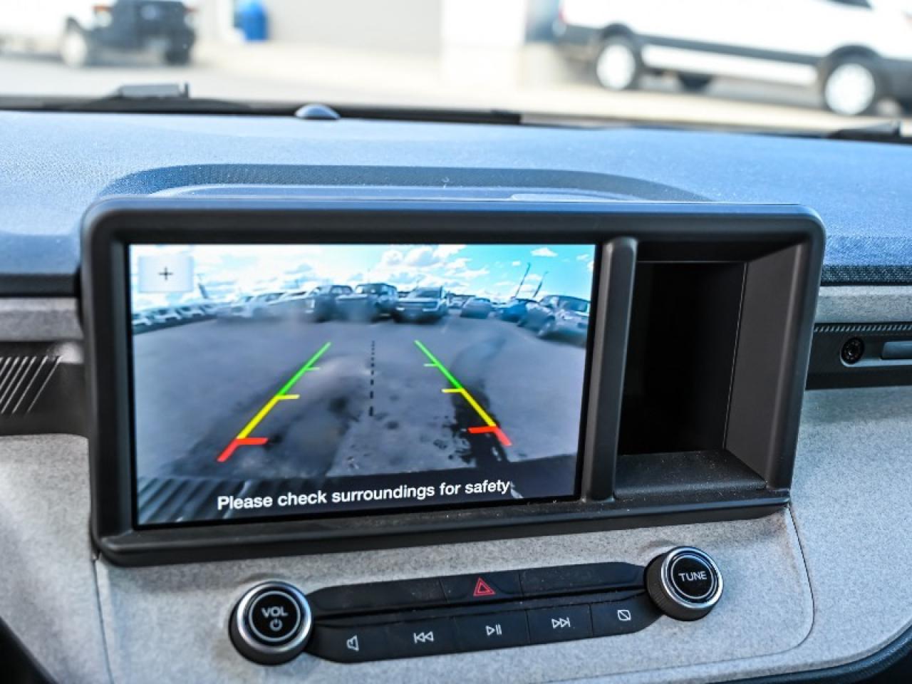 2022 Ford Maverick XLT Photo