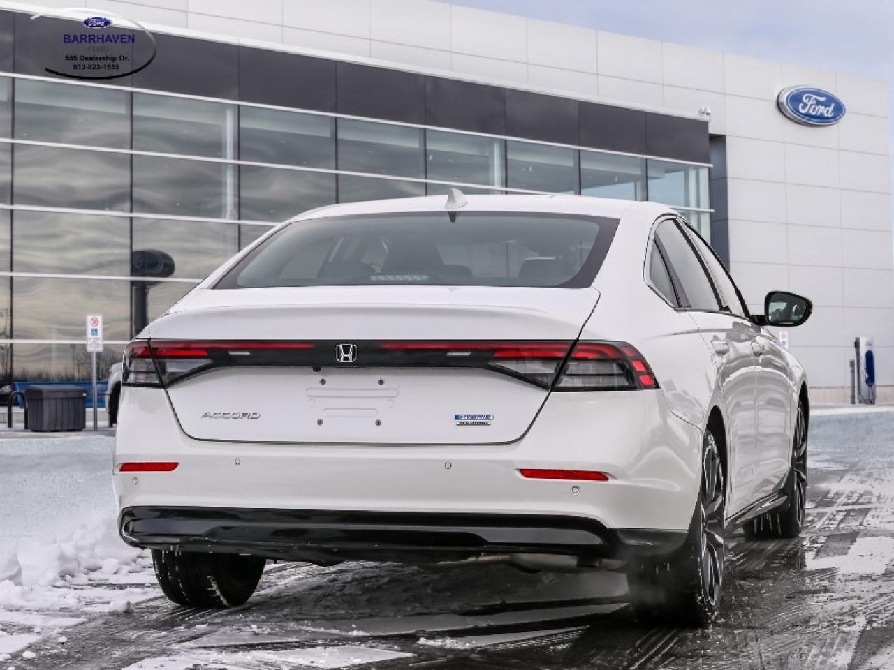 2023 Honda Accord Hybrid Touring Photo