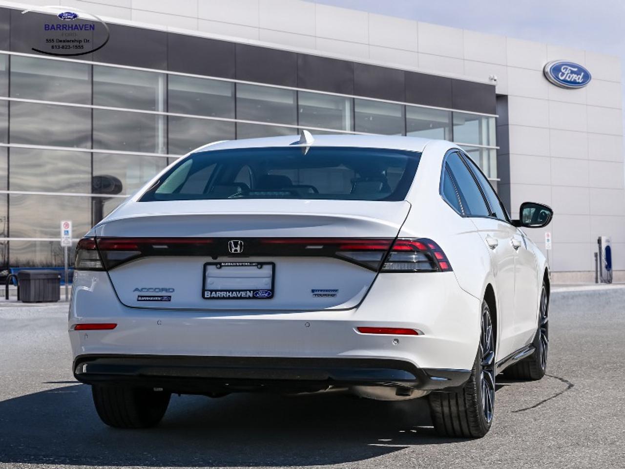 2023 Honda Accord Hybrid Touring Photo