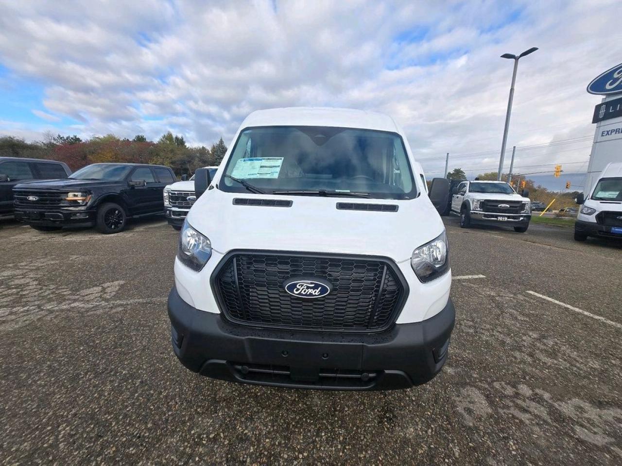 2026 Ford Transit MEDIUM ROOF,  REAR COMPARTMENT LIGHTING Photo