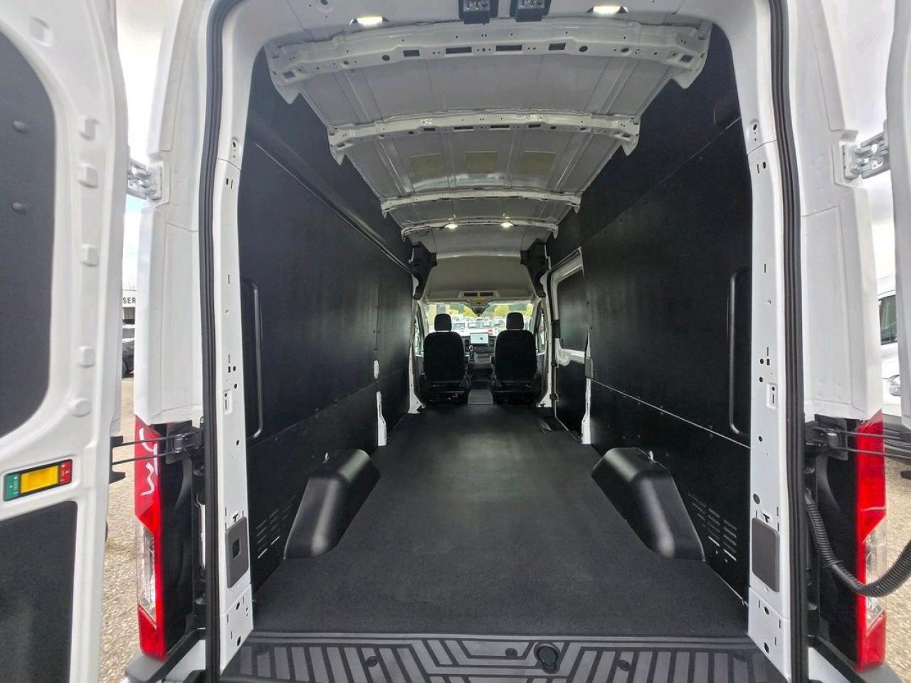 2025 Ford Transit HIGH ROOF, HEATED MIRRORS, CLOTH SEATS Photo
