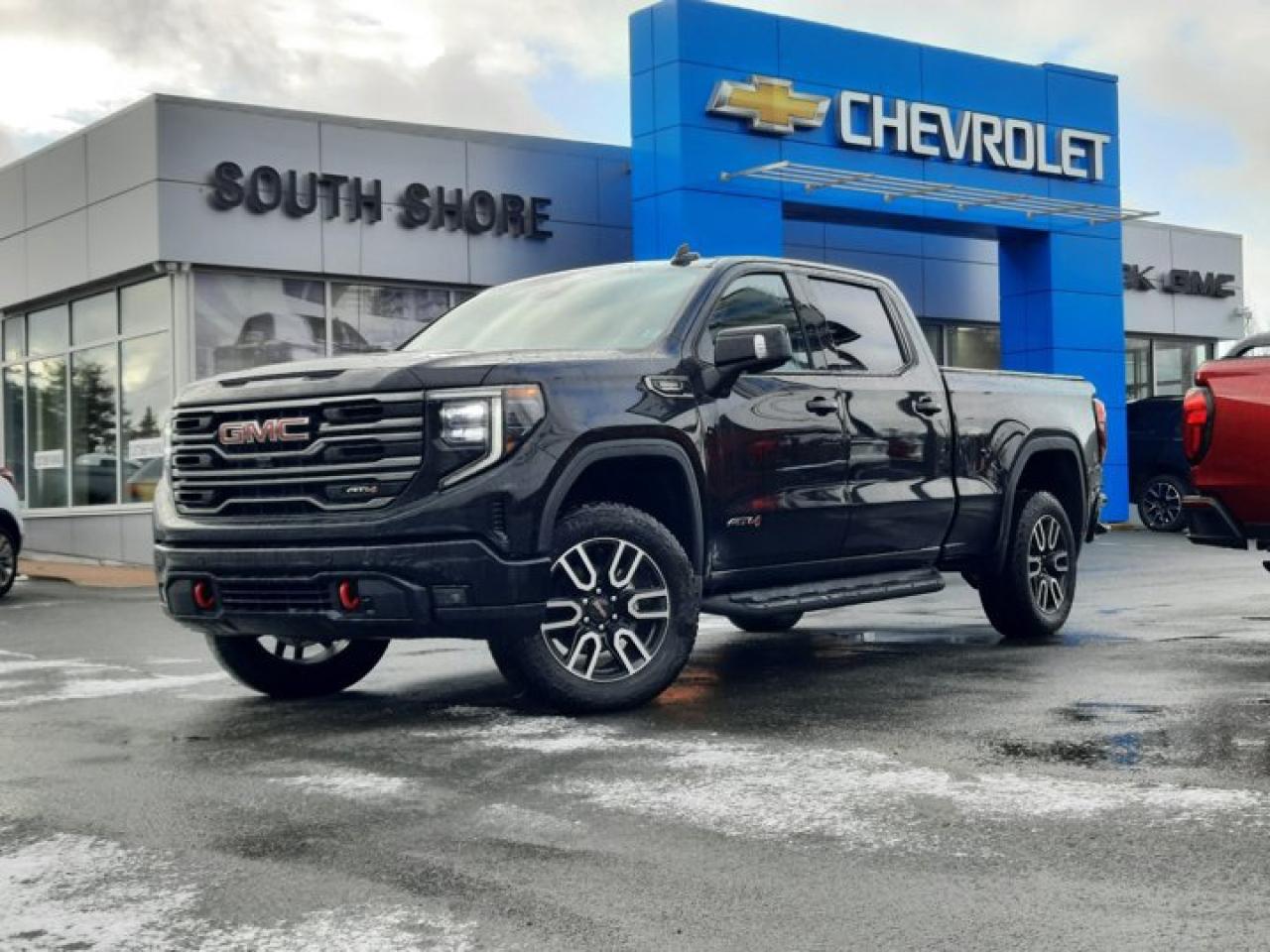 4WD Crew Cab 157 AT4, 10-Speed Automatic, Turbocharged Diesel I6 3.0L/183